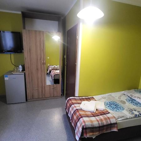 Arkadia Wypoczynek I Odstresowanie Hotel Jaroslawiec Ngoại thất bức ảnh